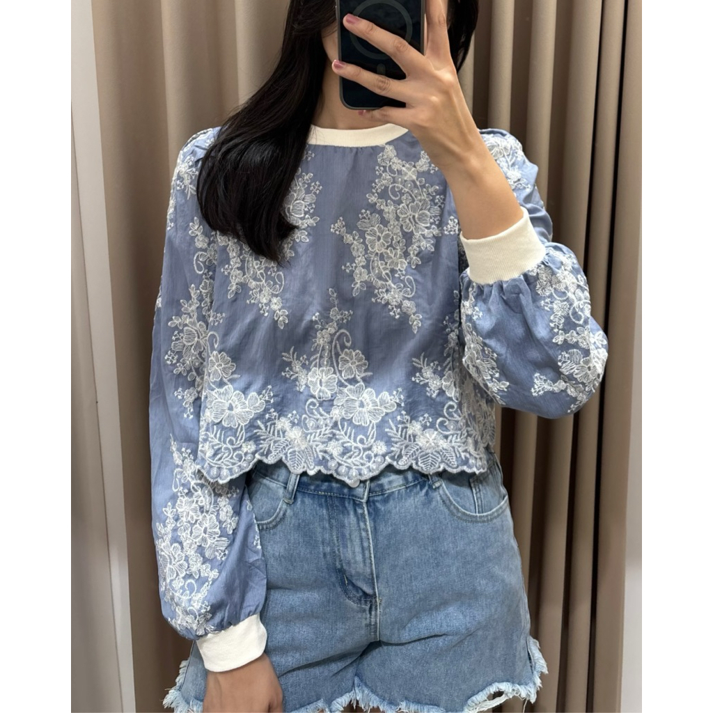 Noona - JANICE Embroidery Top Blus Atasan Renda Katbol Katun Bolong Bordir