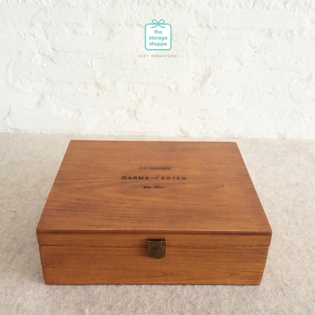Memory Box - Wooden  material and Transparent Acrylic Lid