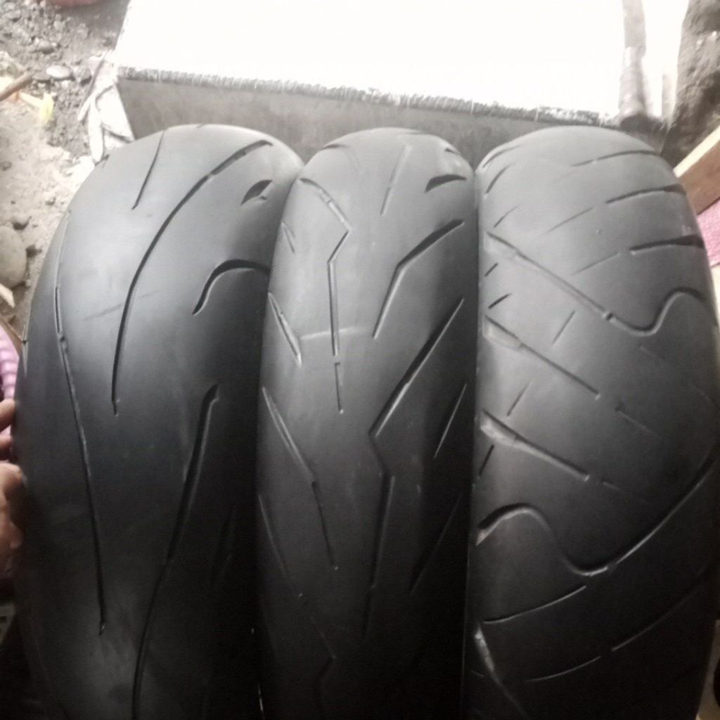 ban motor moge/motor laki second original tebal tubeless untuk motor Vixion Cbr Verza ring 17 UK 100