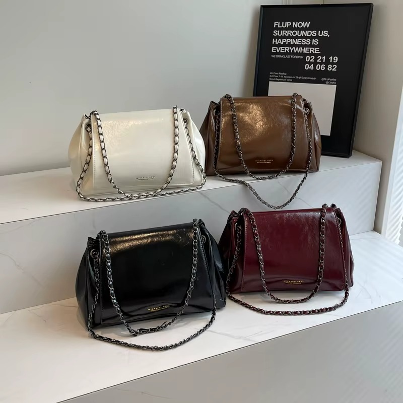 Tas Shoulder Bag Wanita Glossy Import Tali Rantai Mewah Burgundy Tas Pesta Kondangan Korea 6193b