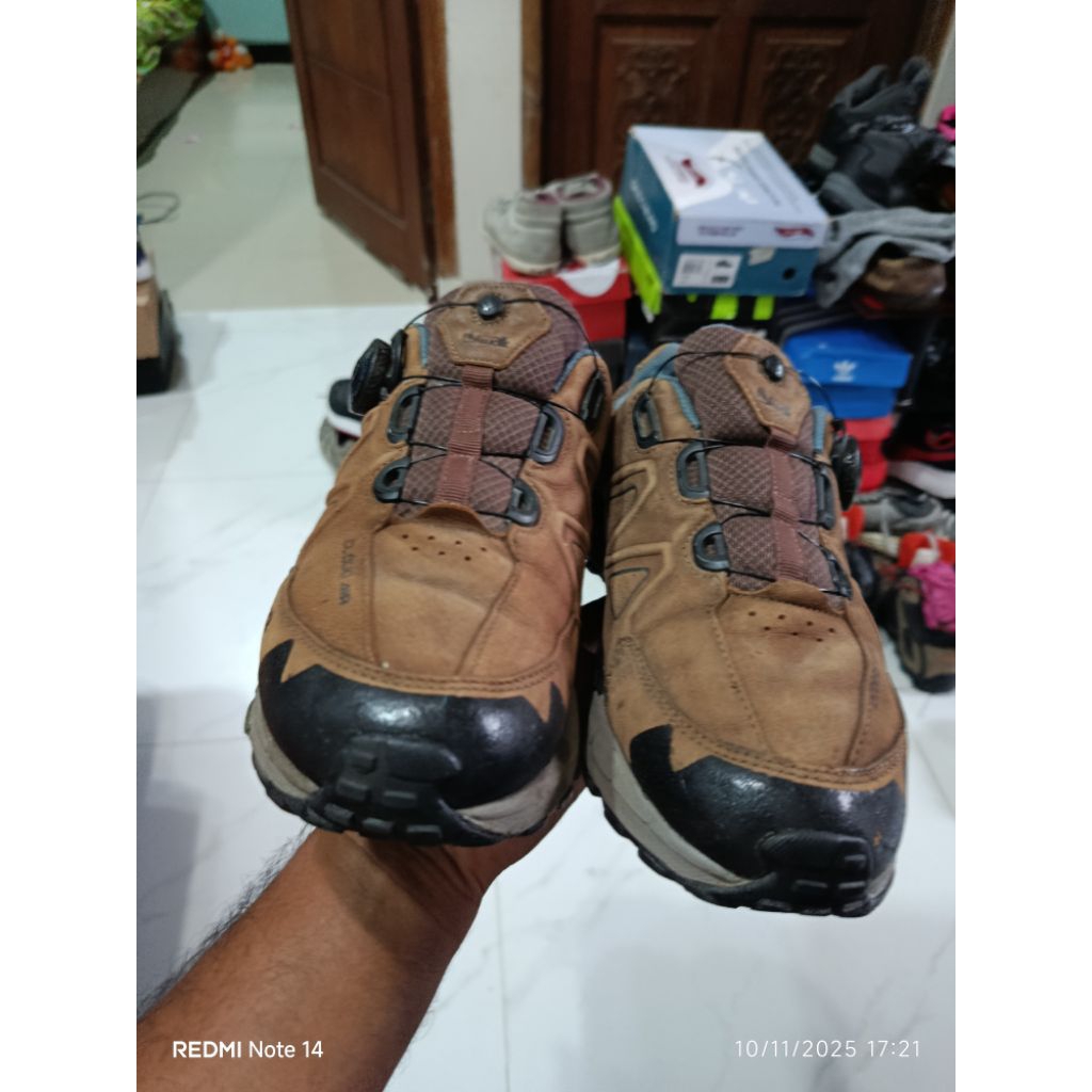 Sepatu outdoor second K2