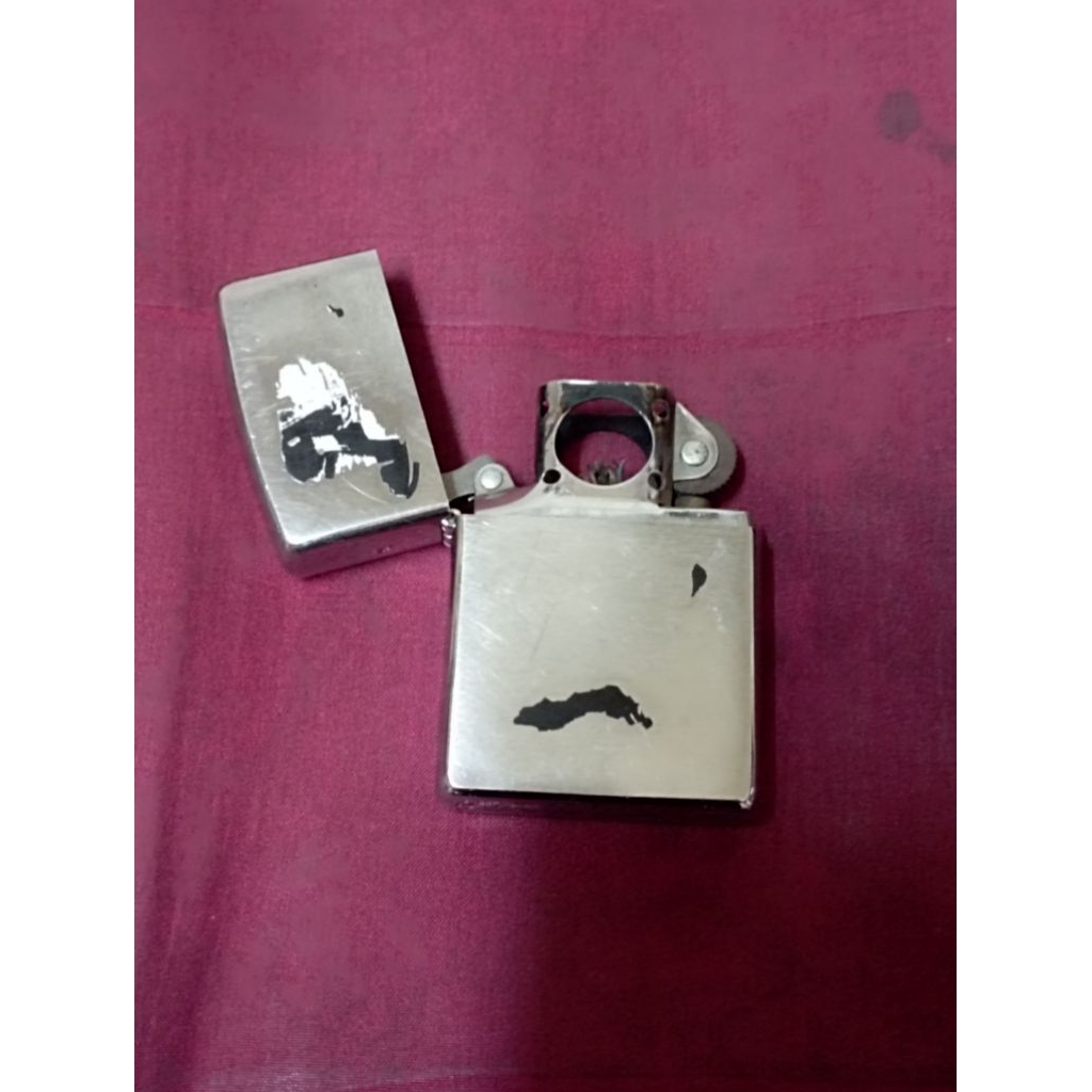 zippo second Tahun 14
