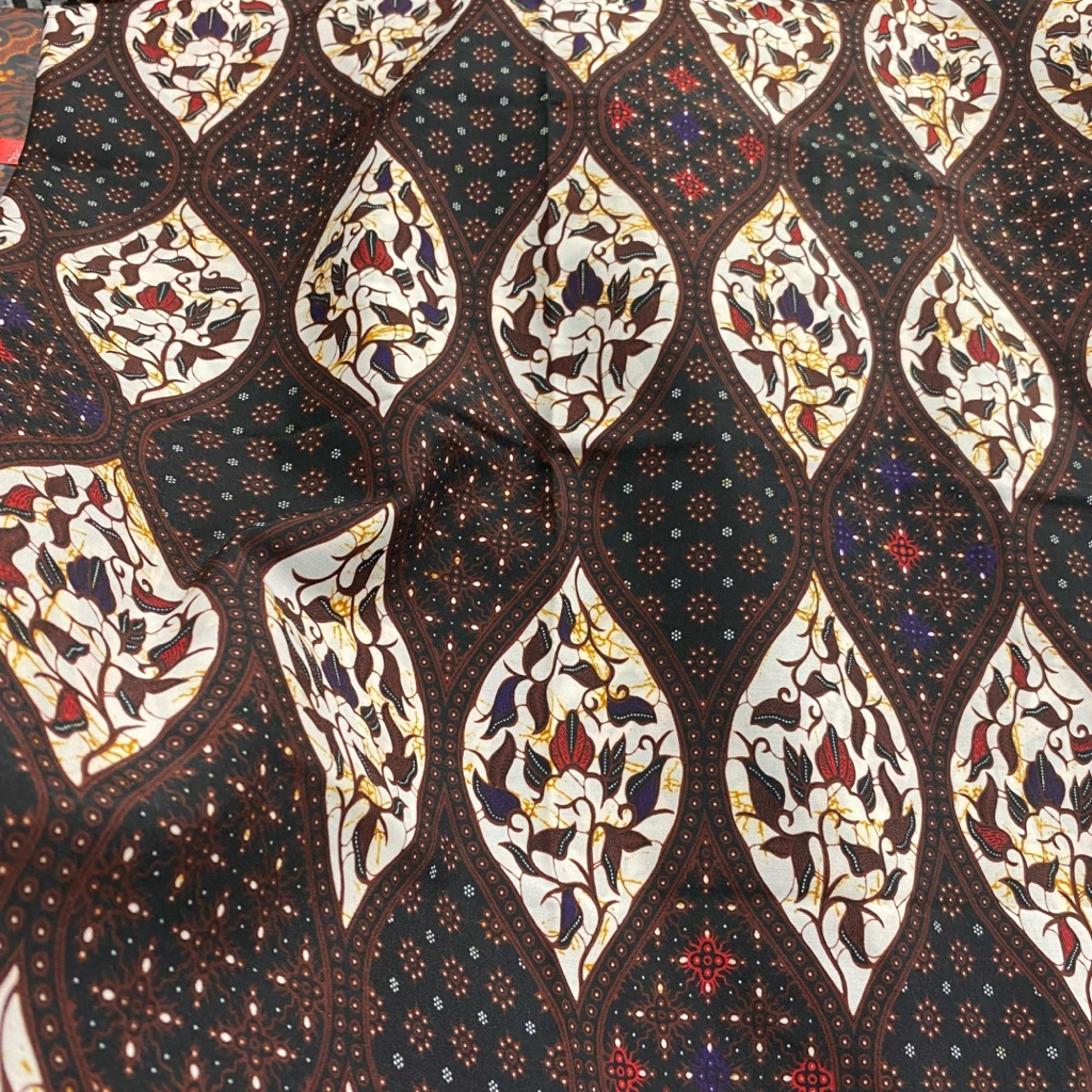 kain batik jarik bahan adem halus motif wirasat latar hitam asli jogja solo