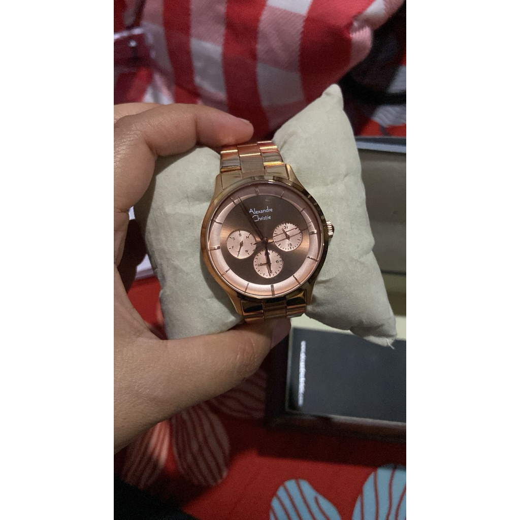 Preloved Alexandre Christie