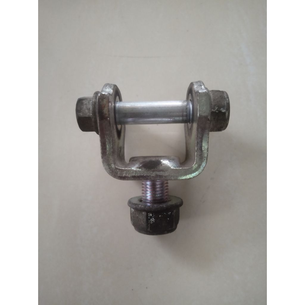 dudukan shock belakang cbr 150r facelift original