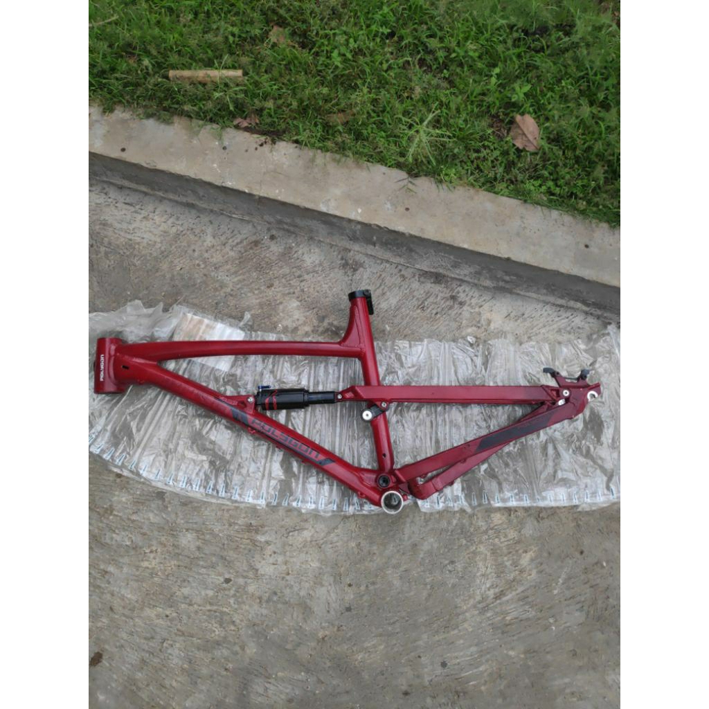 frame polygon siskiu d5 old REPAINT