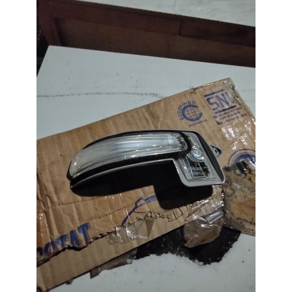 sein spion Suzuki ignis