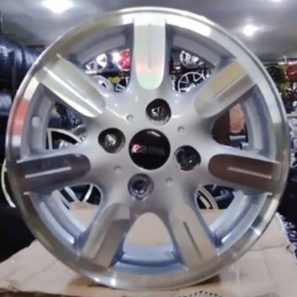 Velg Spark R14 PCD 4 x 110 (BERGARANSI)