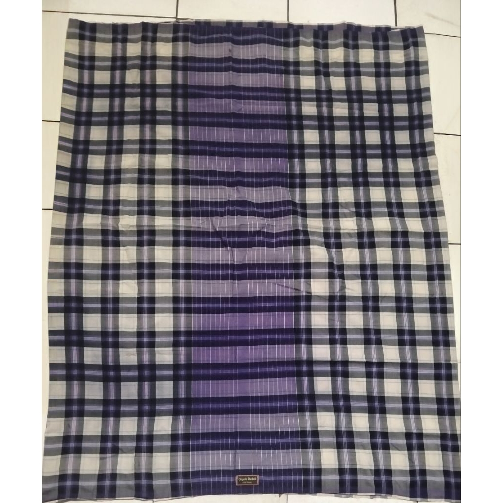 Sarung Bekas Second