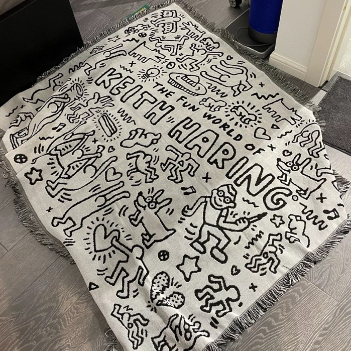 Woven Tapestry Motif Abstrak Seniman Grafiti Keith Haring | Throw Blanket Selimut Rajut Knit Alas Ku