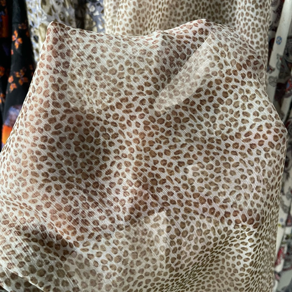 kain sifon yoryu shiny motif polkadot premium - warna cream - kain sifon sutra - kain sifon ceruti n