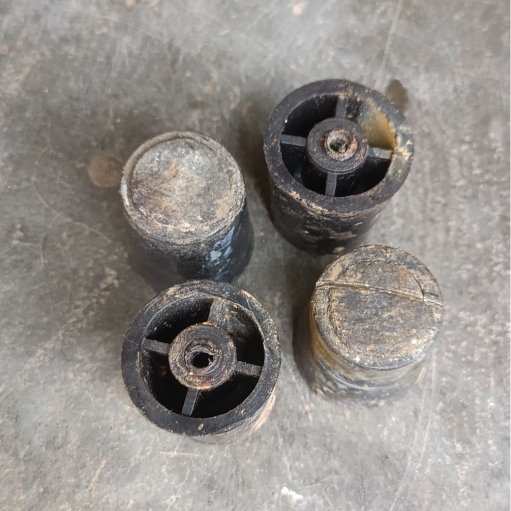 1 set kaki kompor gas quantum BEKAS