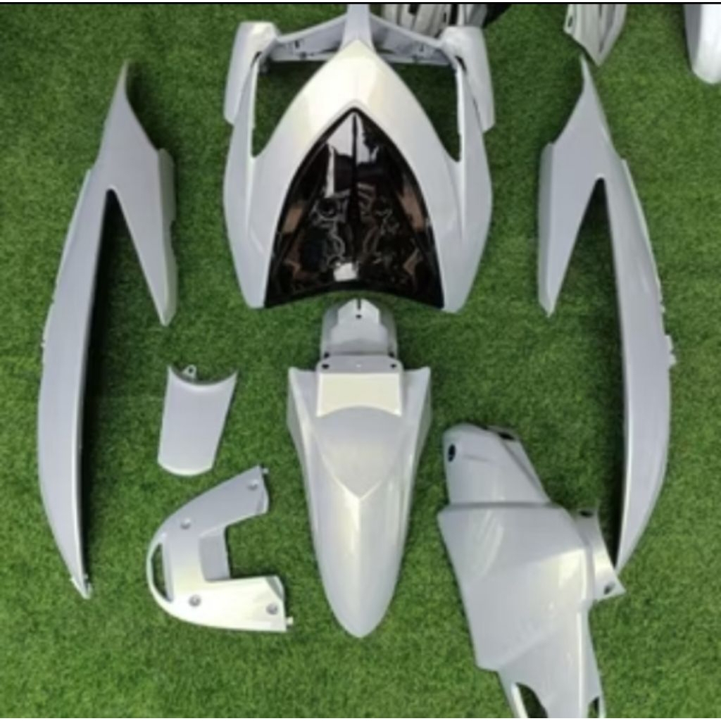 cover body full halus honda vario karbu 110 silver lembayung gold