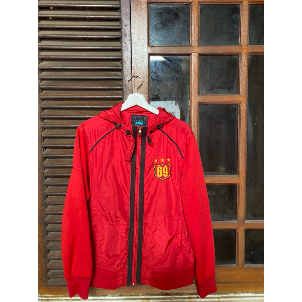 Luaran Windbreakers SMEX sz L