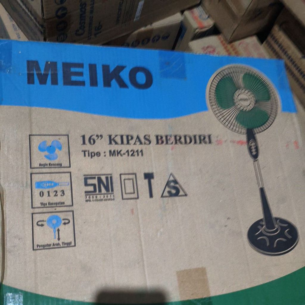 kipas meiko berdiri