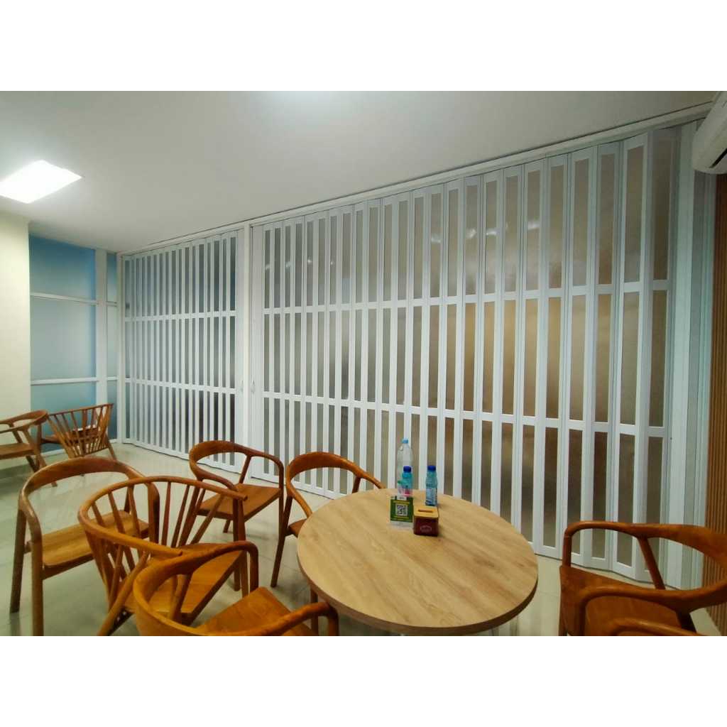 PINTU LIPAT PVC KACA MOTIF BLUR / PENYEKAT RUANGAN MINIMALIS MODERN / PINTU KAMAR MANDI /PINTU LIPAT