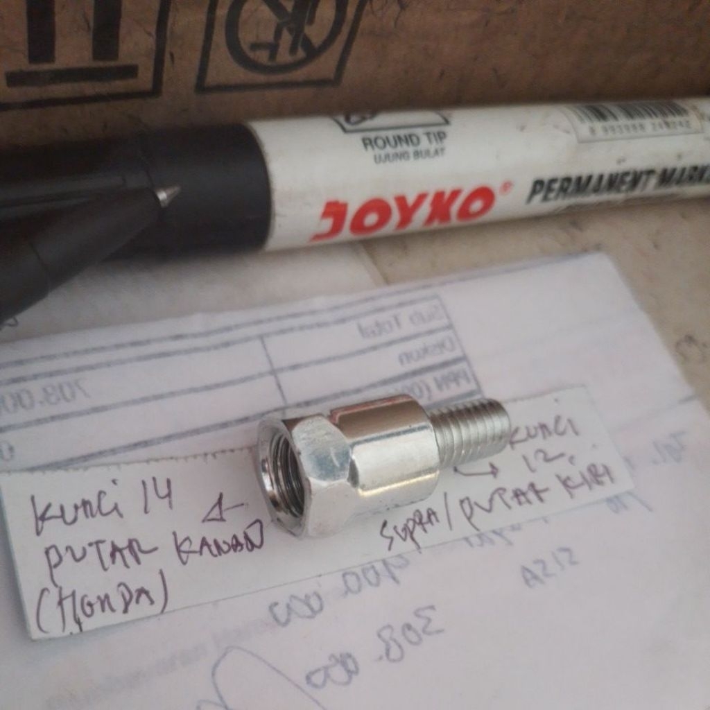 baut sambungan spion motor 14ke12/ ulir kunci 14 pas putar kanan honda ke kunci 12 pas ulir kiri sup