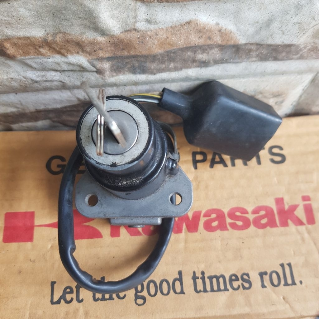 kunci kontak kawasaki ninja rr r 2tak original copotan