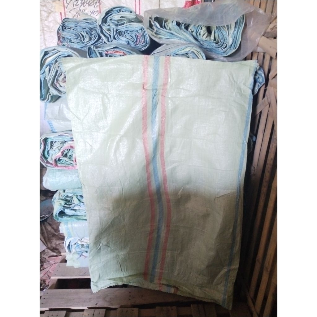 karung bekas uk jumbo 75/115cm kapasitas 50/100kg