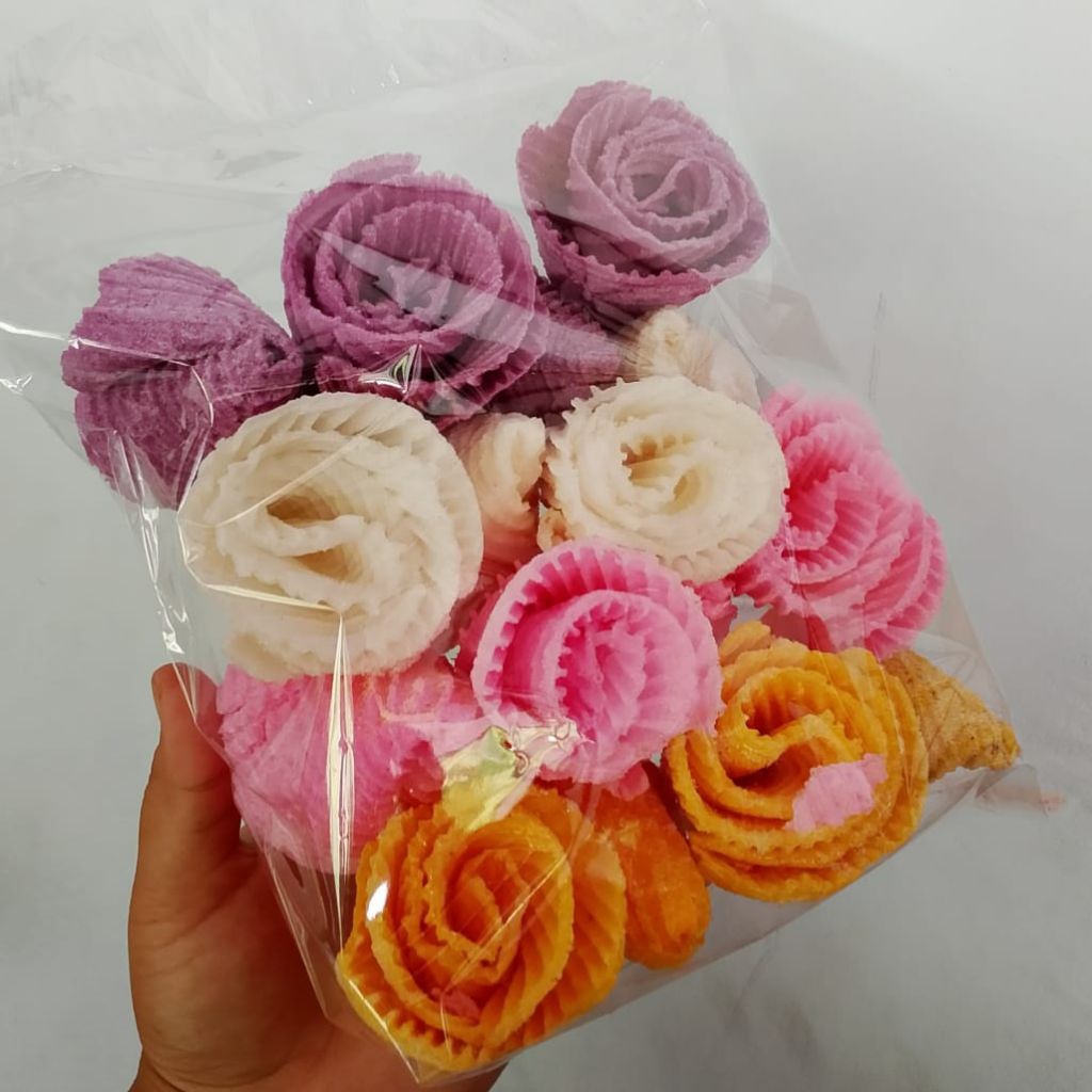 Oleh-oleh khas Kediri Opak Gambir Bunga Gambir lipat cantik enak