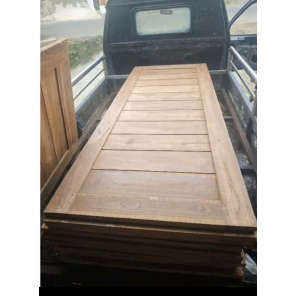 pintu 80x200 beserta kusennya