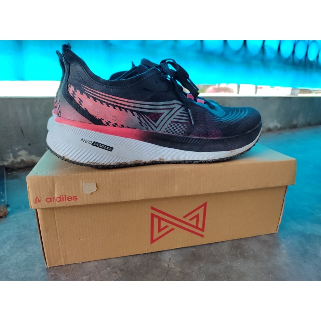 Ardiles Infinity Ace (Running)