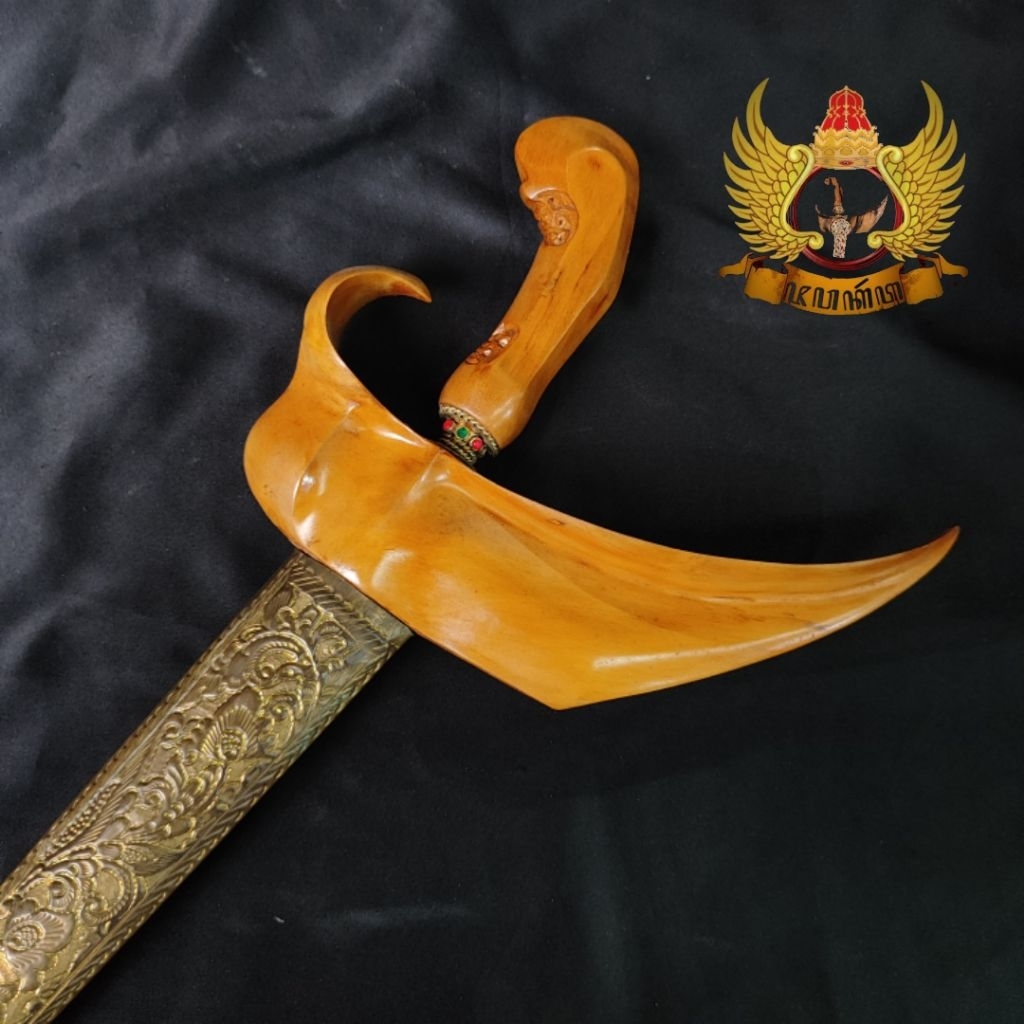 Warangka Ladrang Gaya Solo Bahan Kayu Cendana Jawa