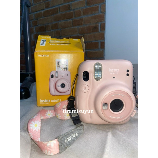 [Preloved] Instax Mini 11 Pink