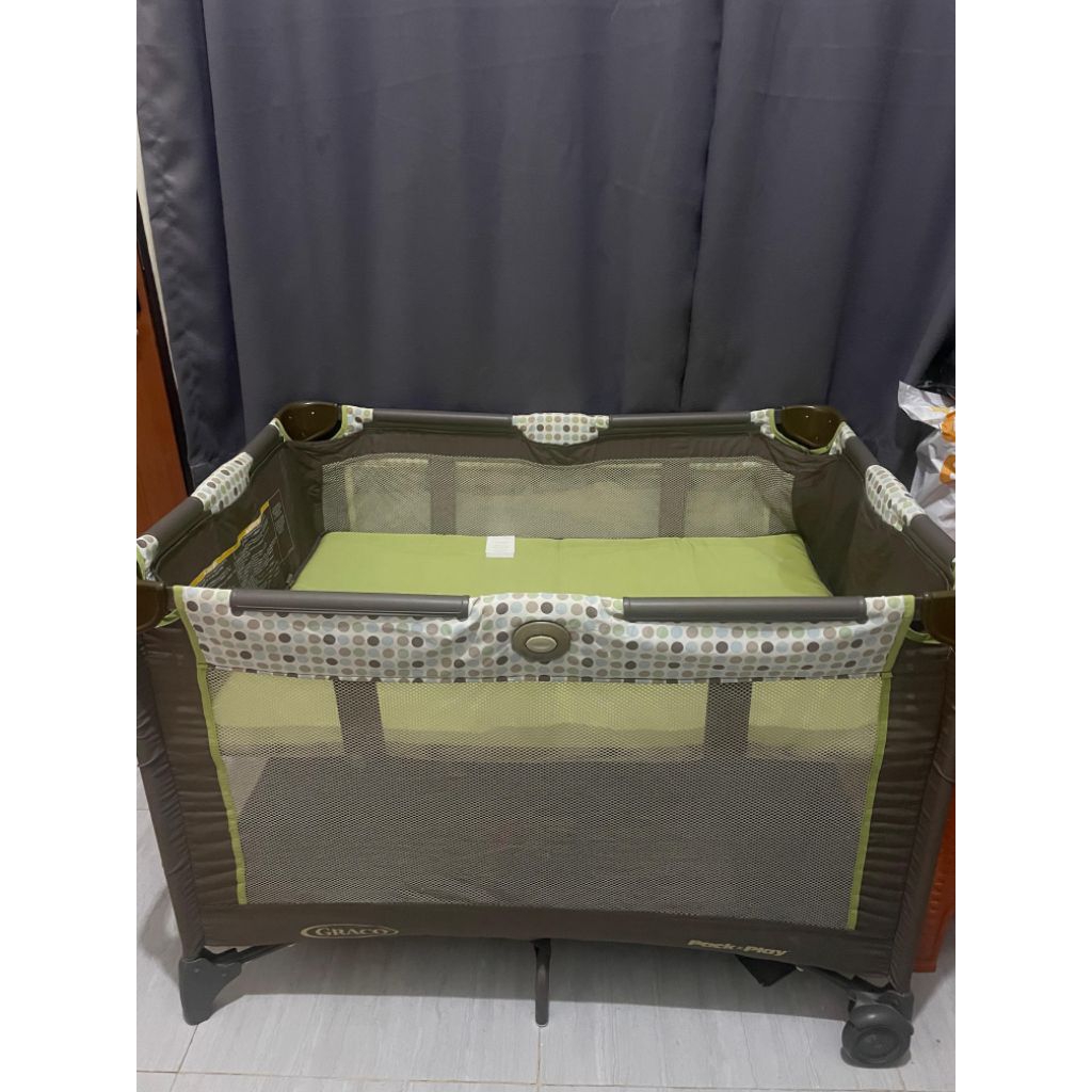Graco Baby Box