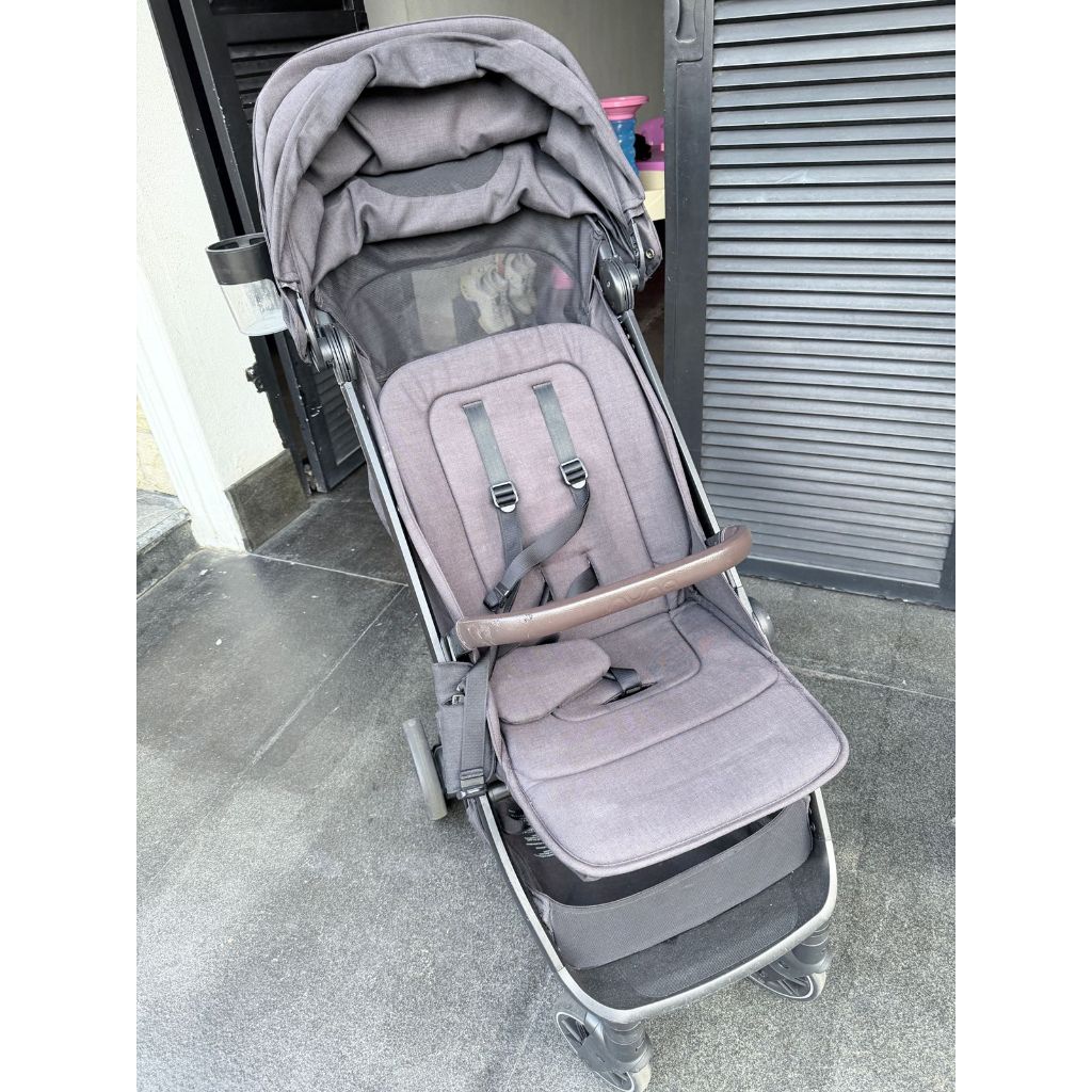 NUNA TRVL STROLLER PRELOVED