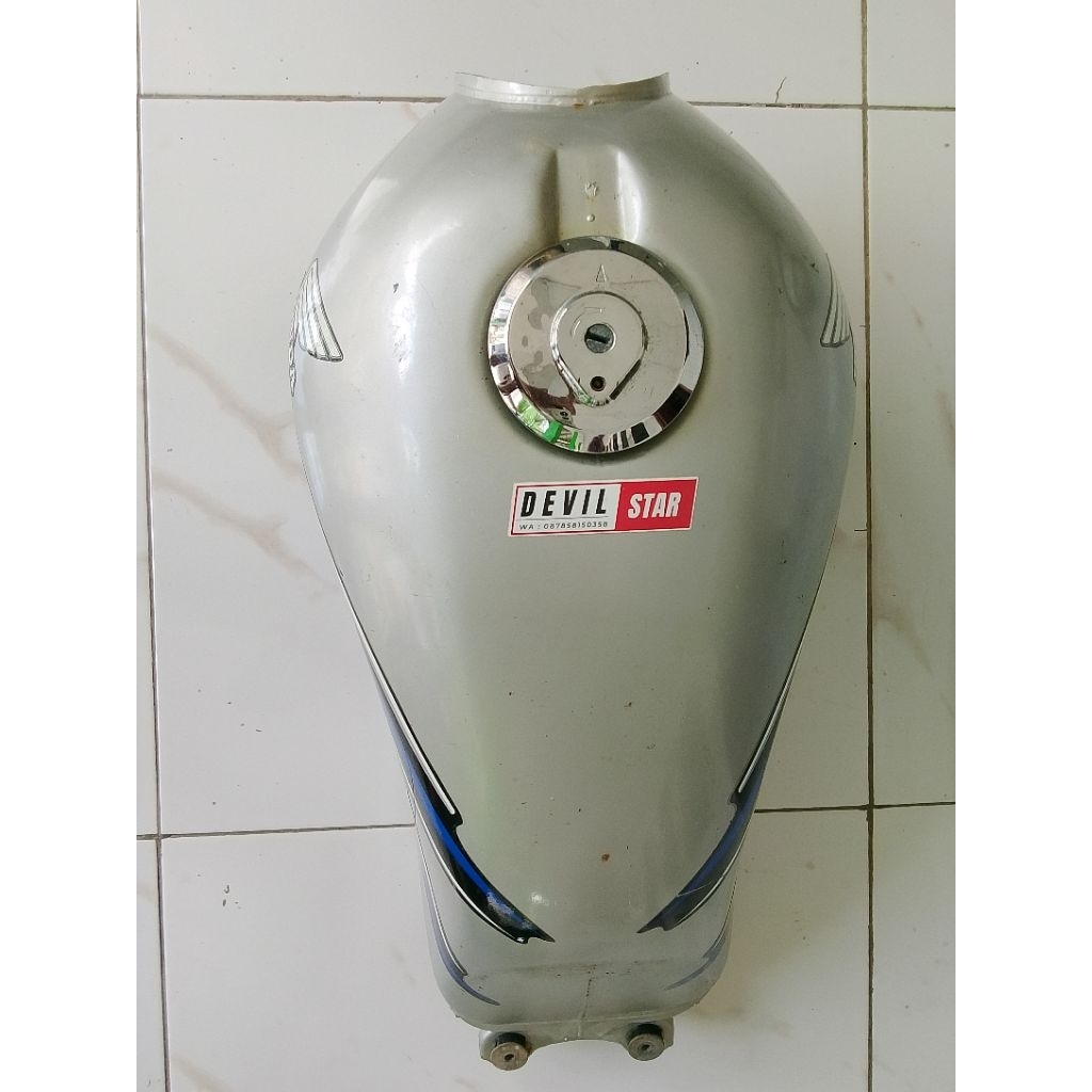 tangki tengki Megapro hiu megapro lama original copotan motor