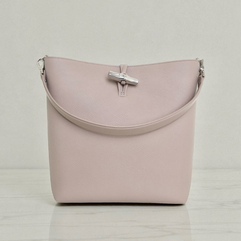 LC Medium M Le Roseau Hobo Bucket Shoulder Bag in Cowhide Leather