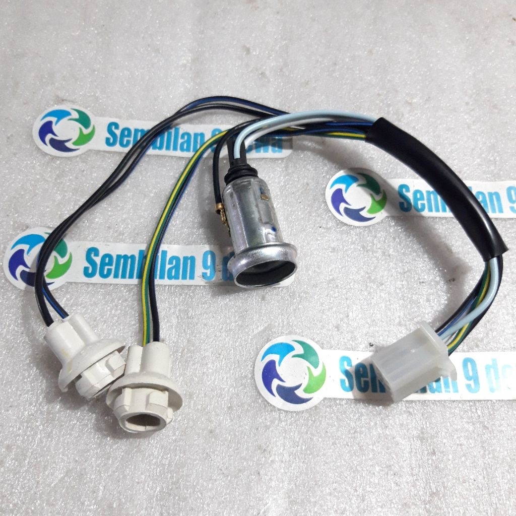 baru fiting soket  kabel lampu stop belakang satria 2 tak hiu lumba satria FU150 STANLEY