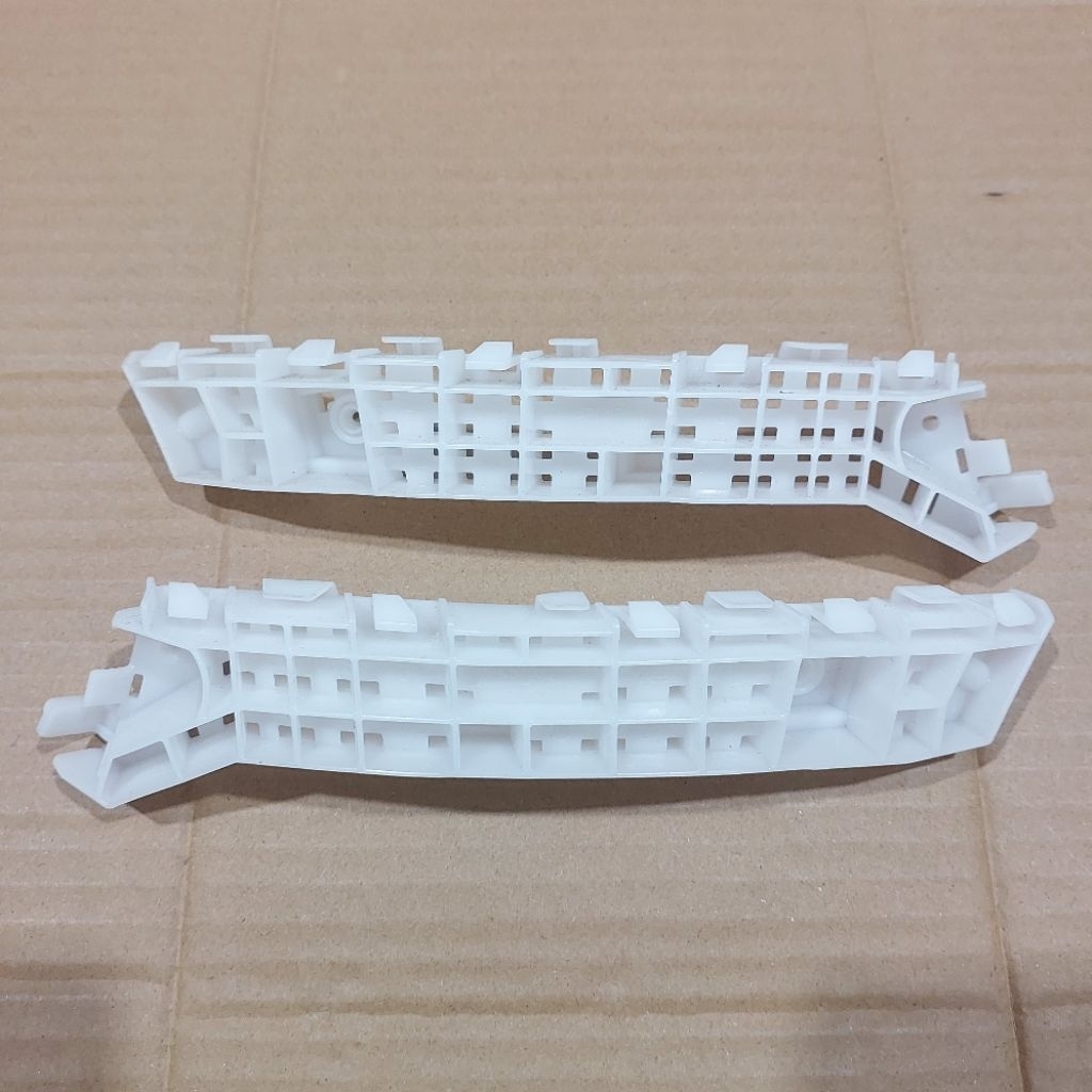 BRACKET BEMPER DEPAN mobil HONDA BRIO HONDA MOBILIO