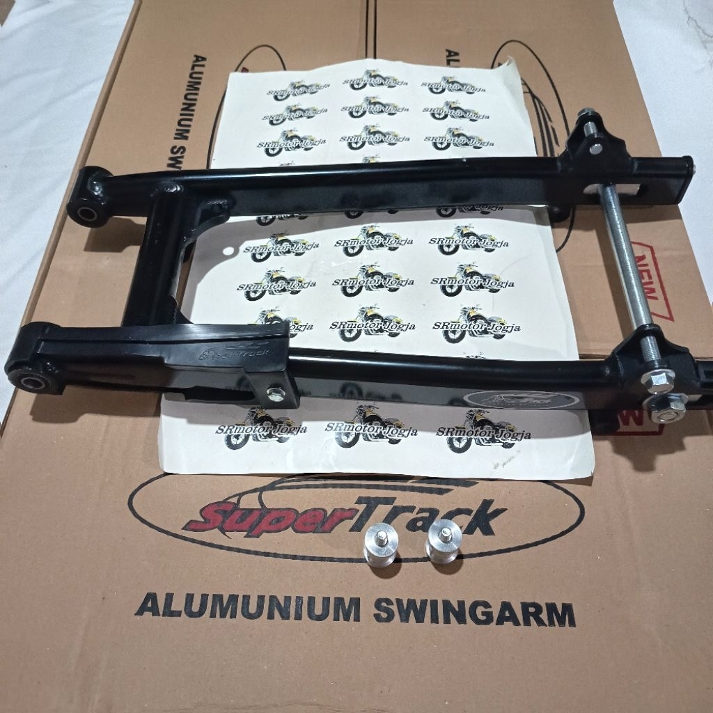 SWINGARM SWING ARM ALUMUNIUM ALLOY YAMAHA RXKING RX KING SUPERTRACK MODEL B PRO TYPE GEN 2 HITAM BLA