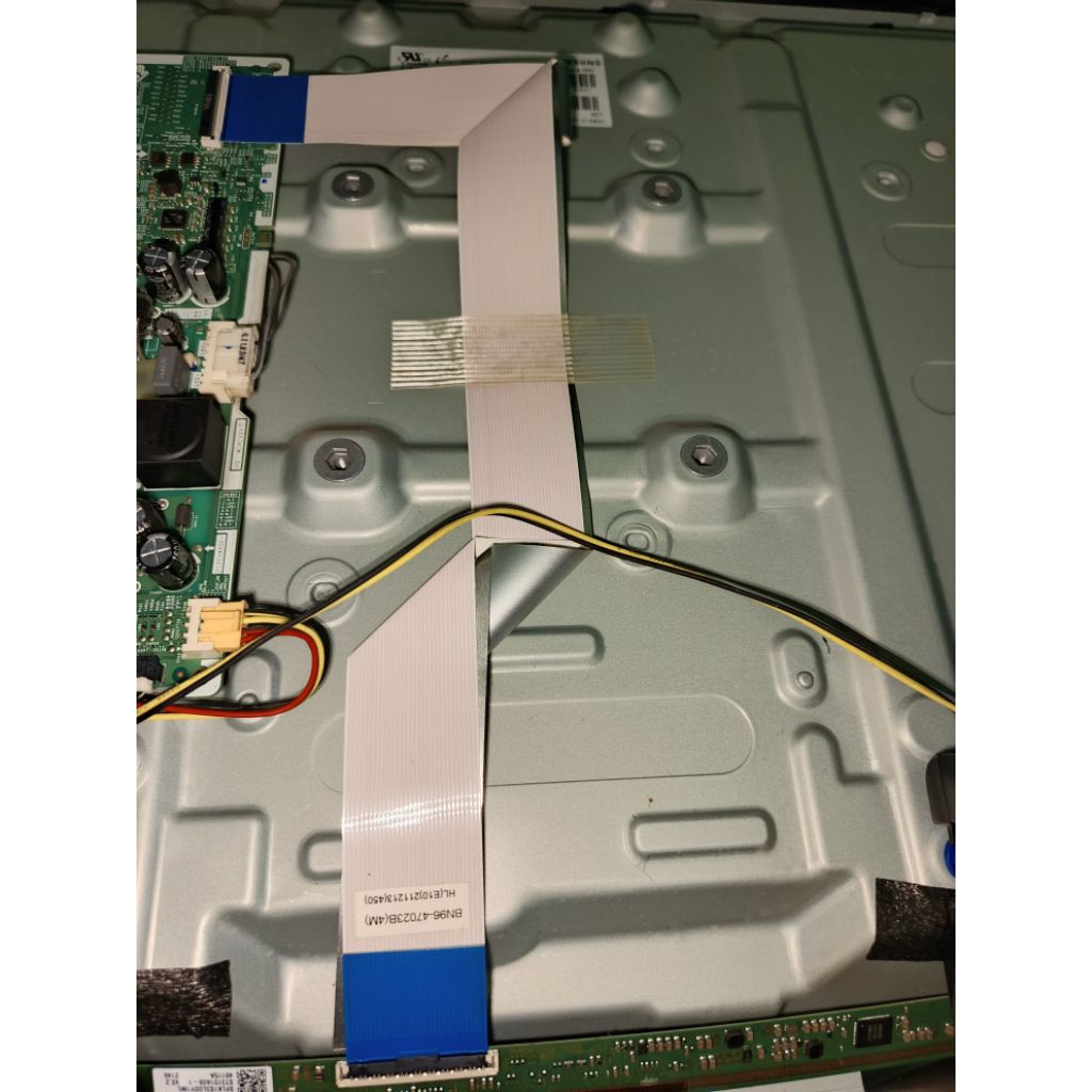 kabel flexible tv led 32 inch samsung UA32T4500AK normal original copotan