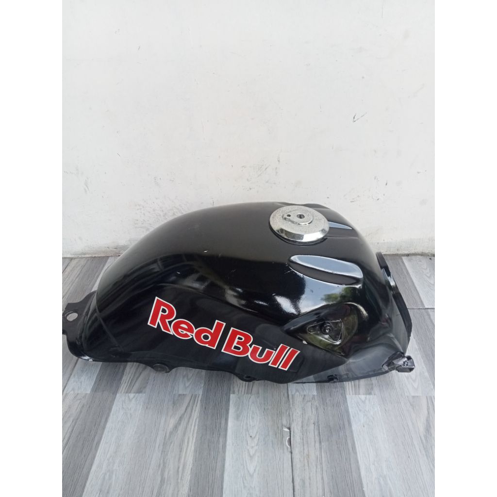 tangki bensin Tiger Revo original second