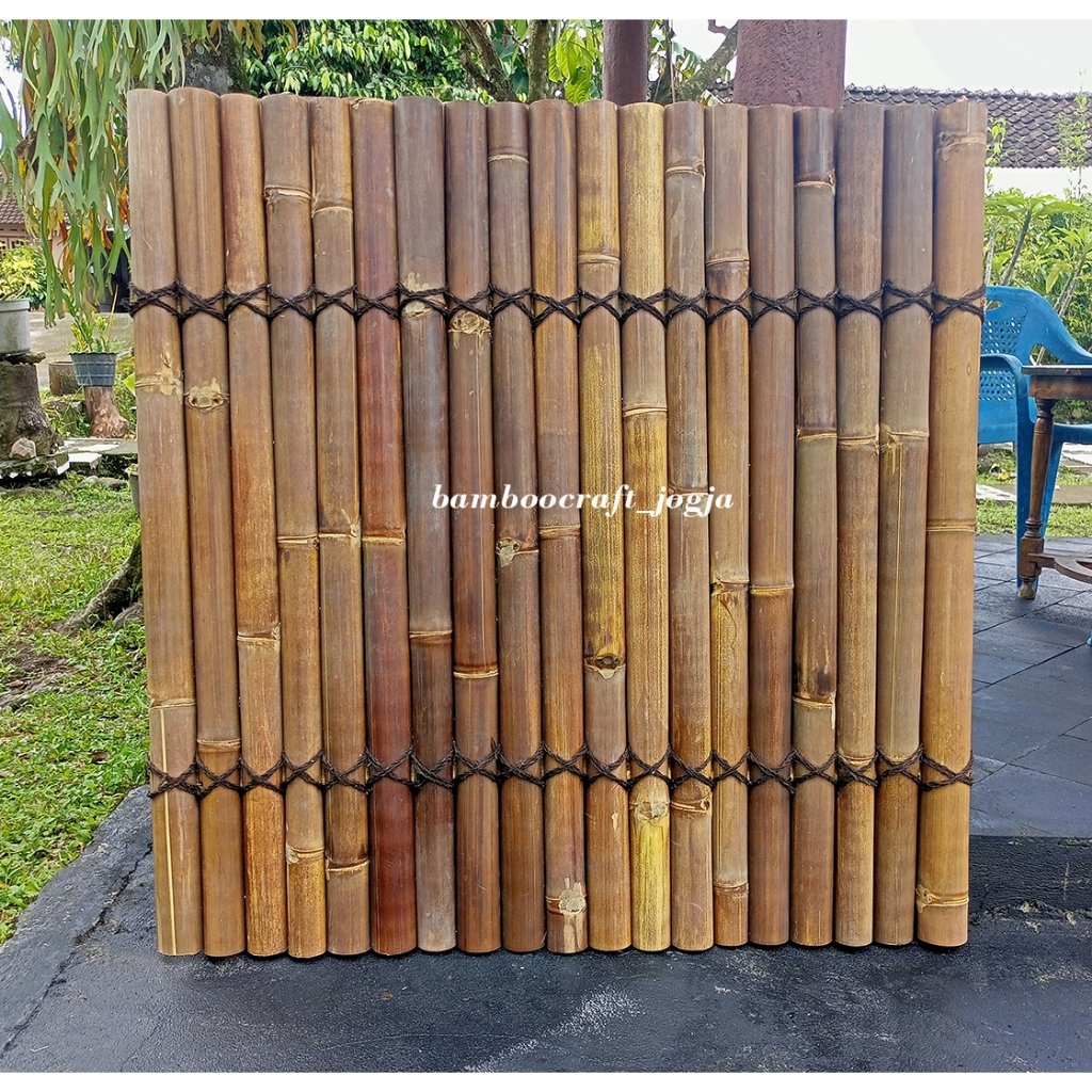 pagar bambu hitam belah  100 x 100 cm
