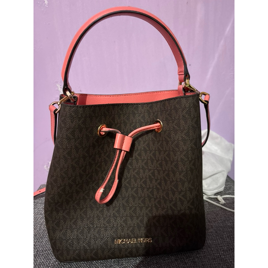 Preloved michael kors mk suri bucket medium