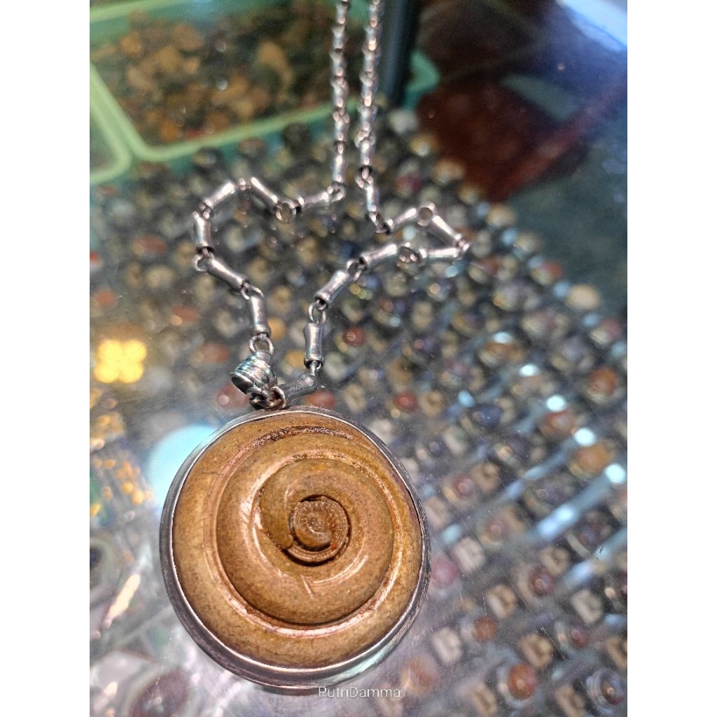 Liontin+kalung kool buntet /istimewa/Jumbo ring Monel handmad (NATURAL)