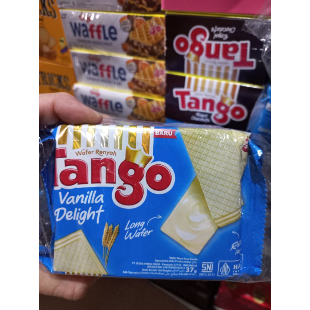 TANGO WAFER Rp 2000 SACHET/ RENCENG COKLAT / VANILA