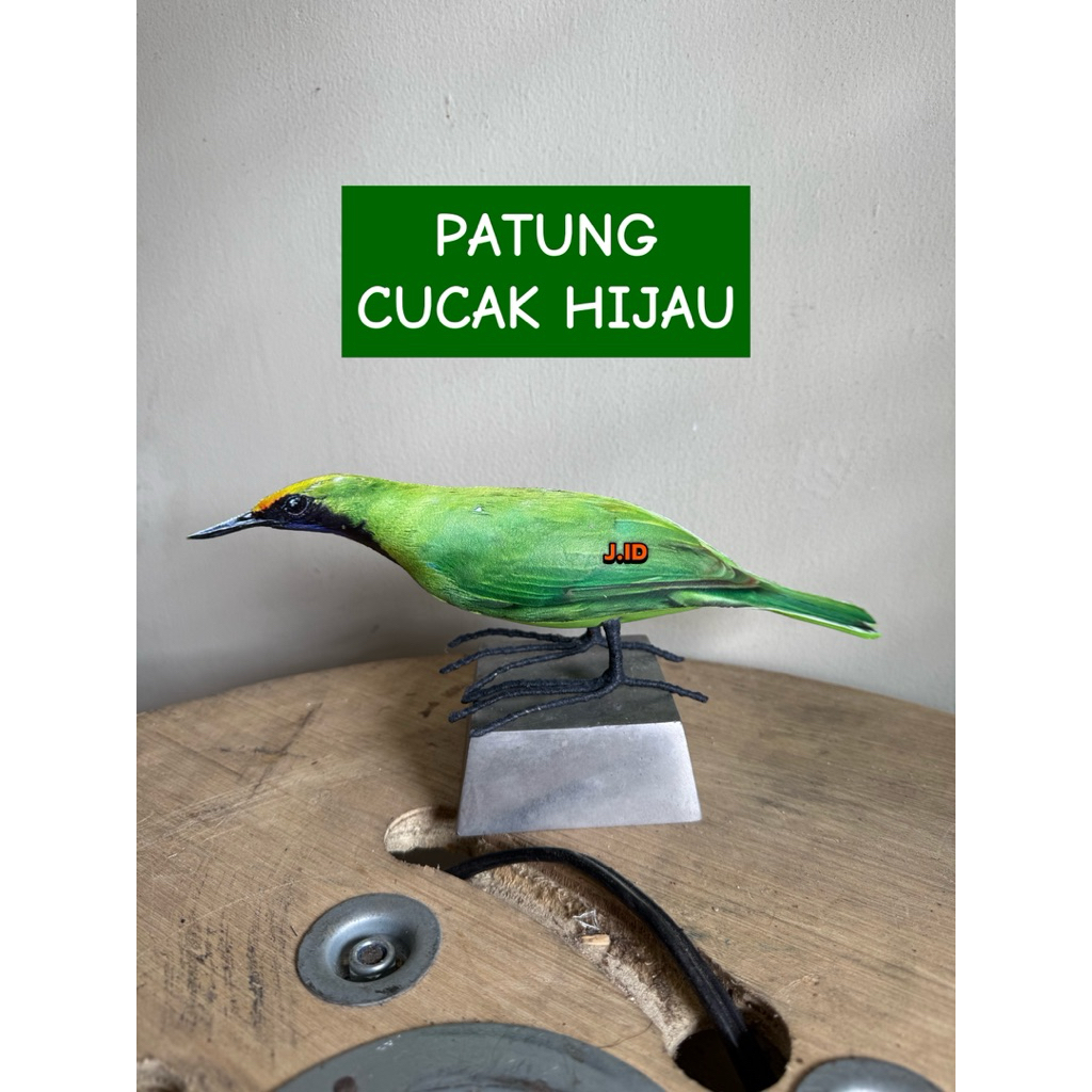 Patung burung cucak ijo / Murai Daun