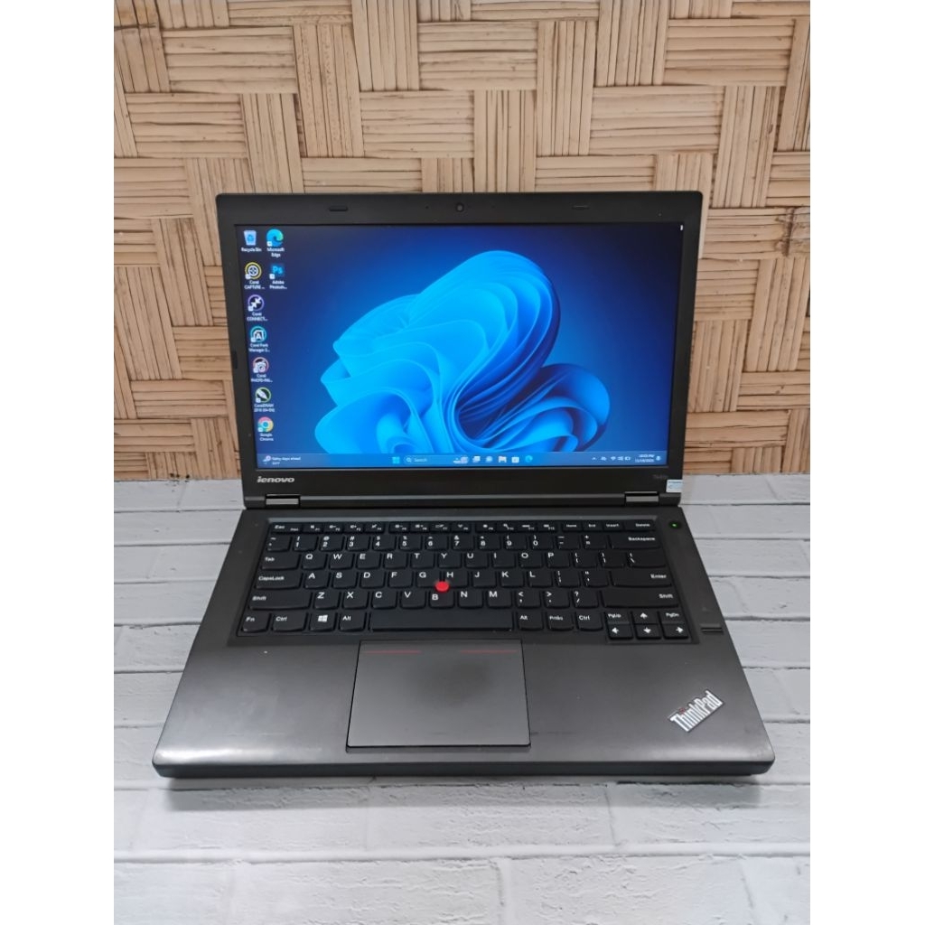 LENOVO THINKPAD T440P i5-4300M /16GB RAM/512GB SSD/CD ROOM/HD RESOLUSI