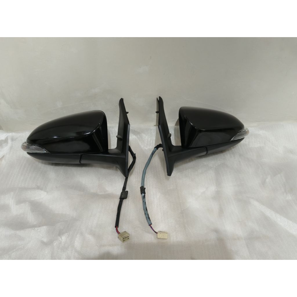 Spion mobil Daihatsu SIGRA Toyota CALYA set kanan kiri original