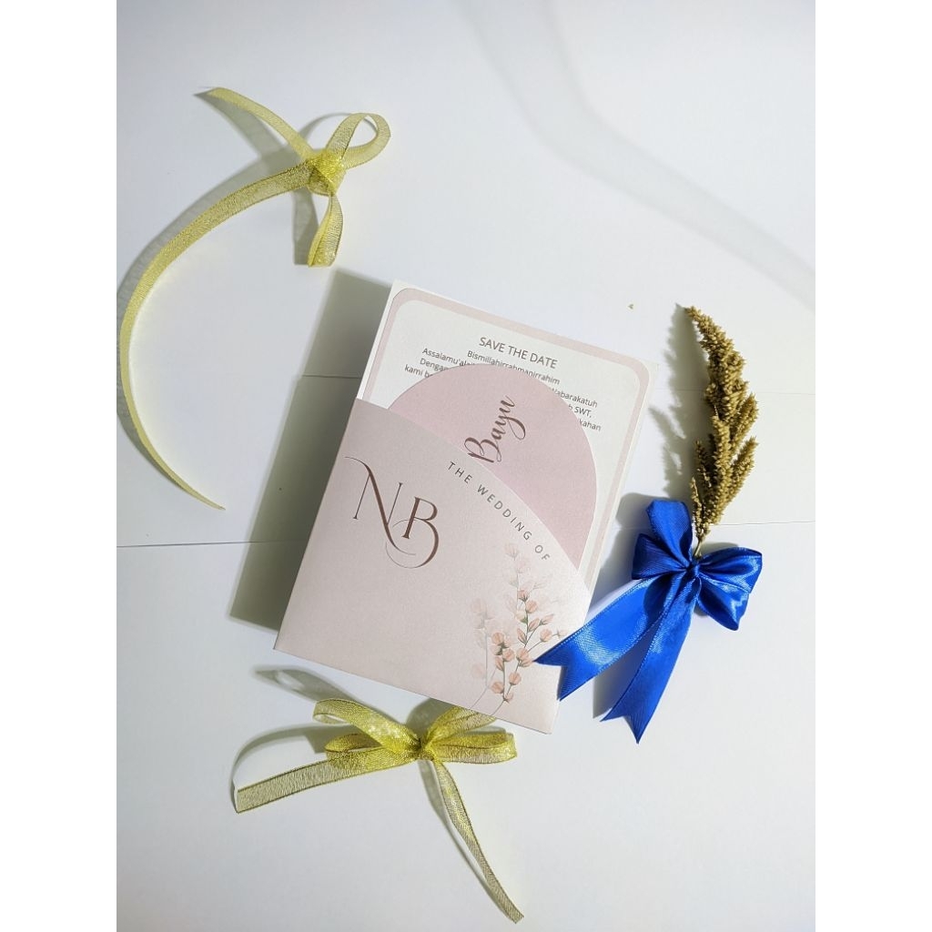 Undangan Pernikahan Floral Elegan — Soft Pink | Kertas Jasmine Premium | Desain Modern Minimalis