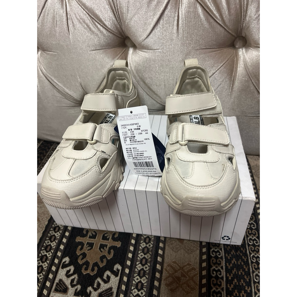 PL sepatu MLB ori store