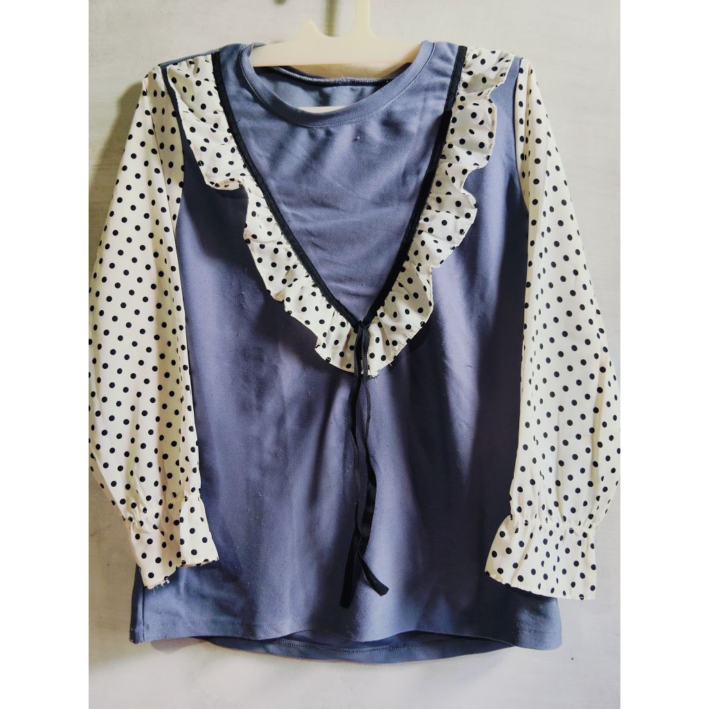 PRELOVED Atasan wanita blouse ruffle polkadot