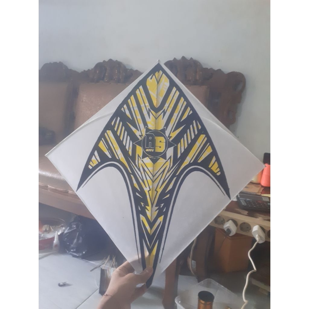 Layangan sukhoi fiber turnamen ( fiber 2,2mm )