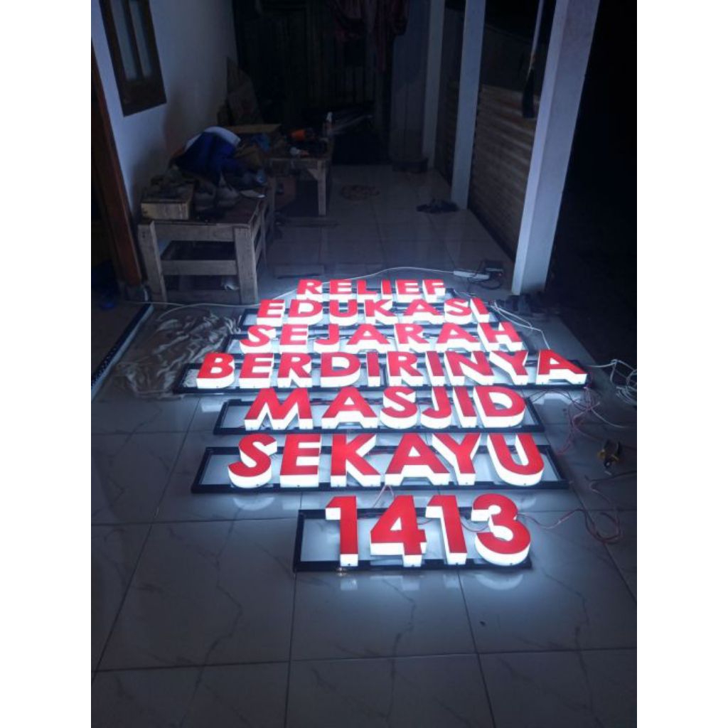 Neon Box Acrylic Custom Bentuk