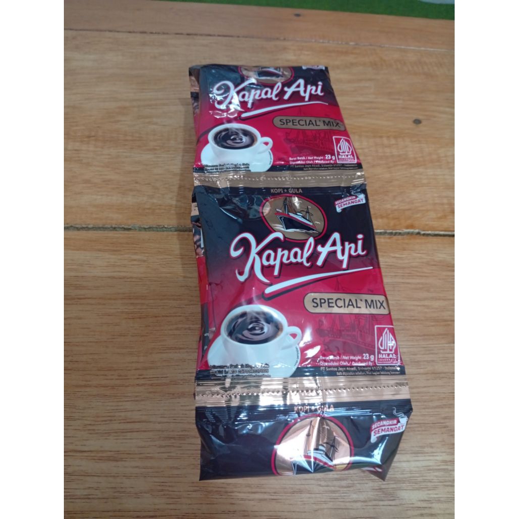 kopi kapal api sachet rencengan/ kopi hitam kapal api sachet rencengan/kopi hitam /kopi kapal api sa